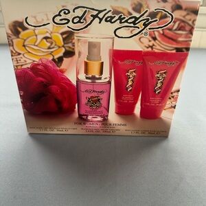 ed hardy love kills slowly gift set